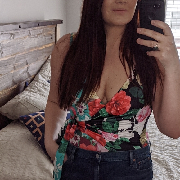 🆕🌿FLORAL BODYSUIT🌿 - Picture 11 of 14